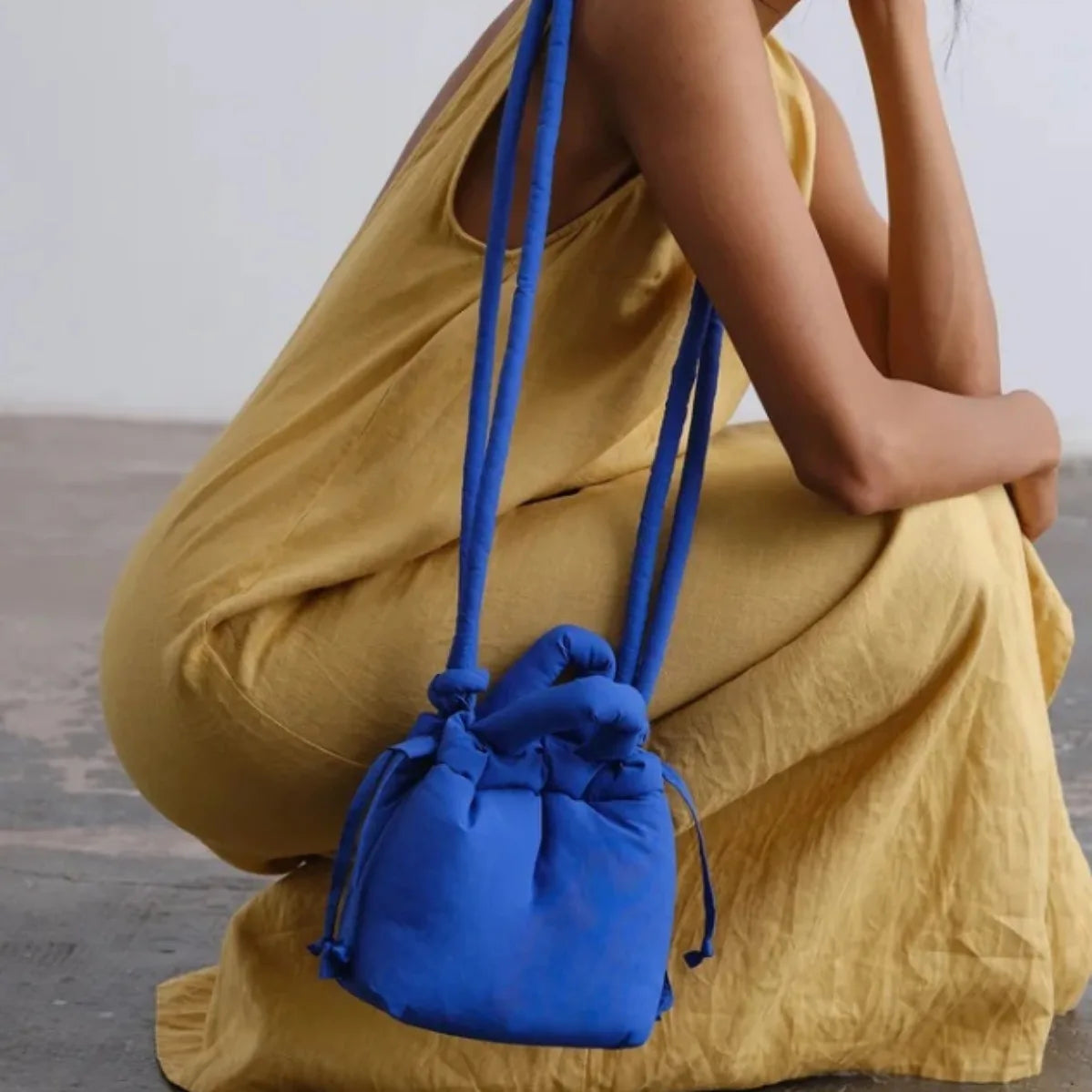 Crossbody_royal_blue